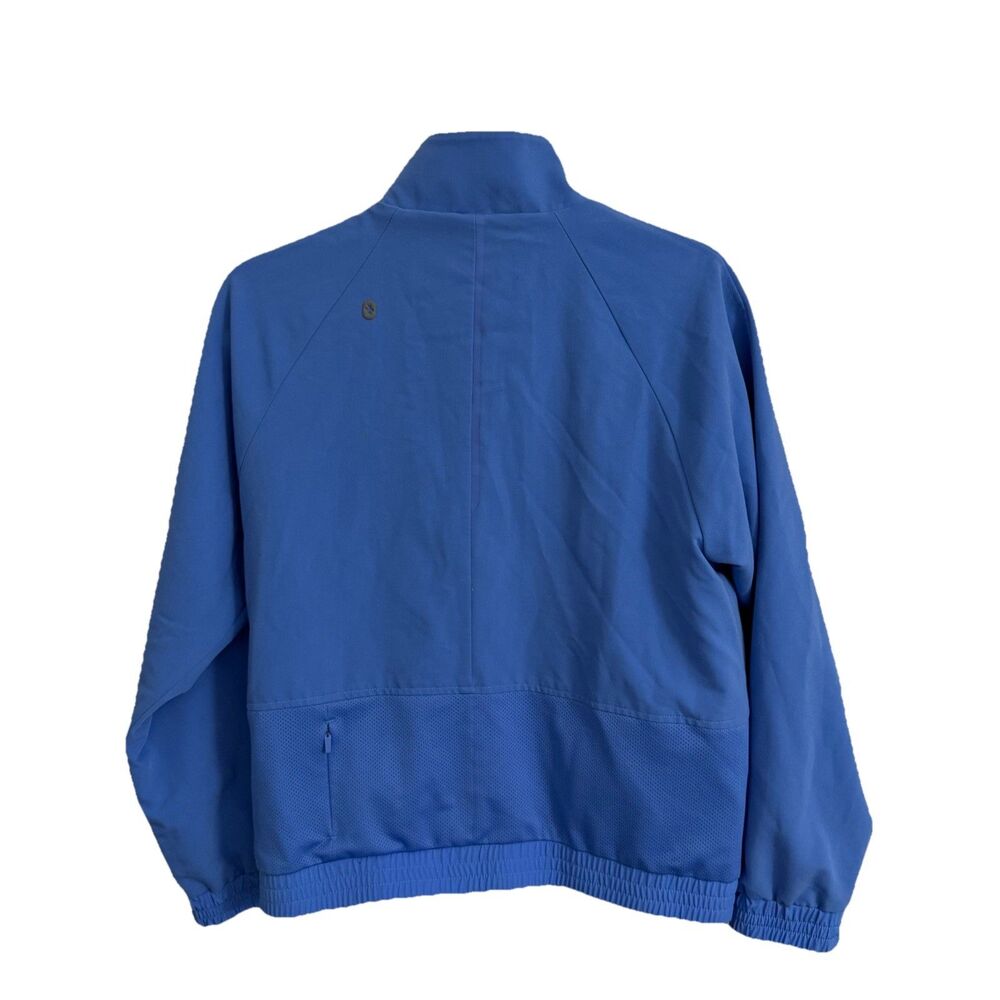 Figs Women's Utility Jacket in Bright Blue - Picture 6 of 10